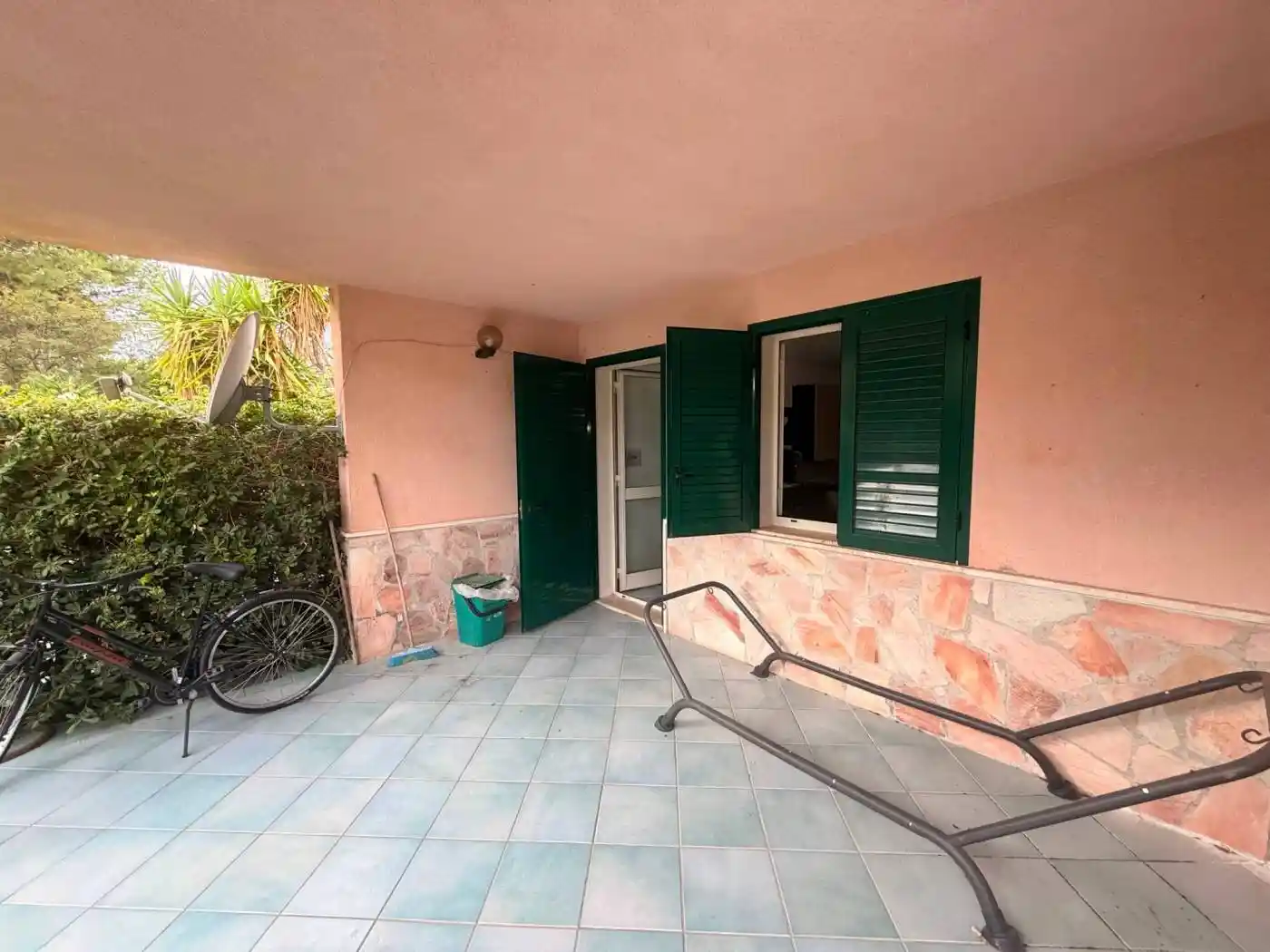 Villa in vendita a Campofelice di Roccella