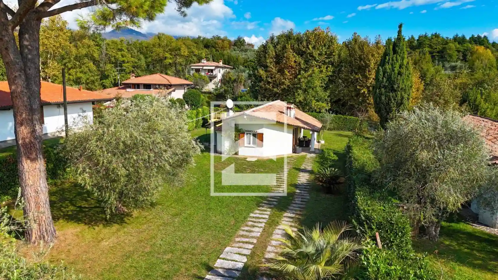 Villa - foto 2