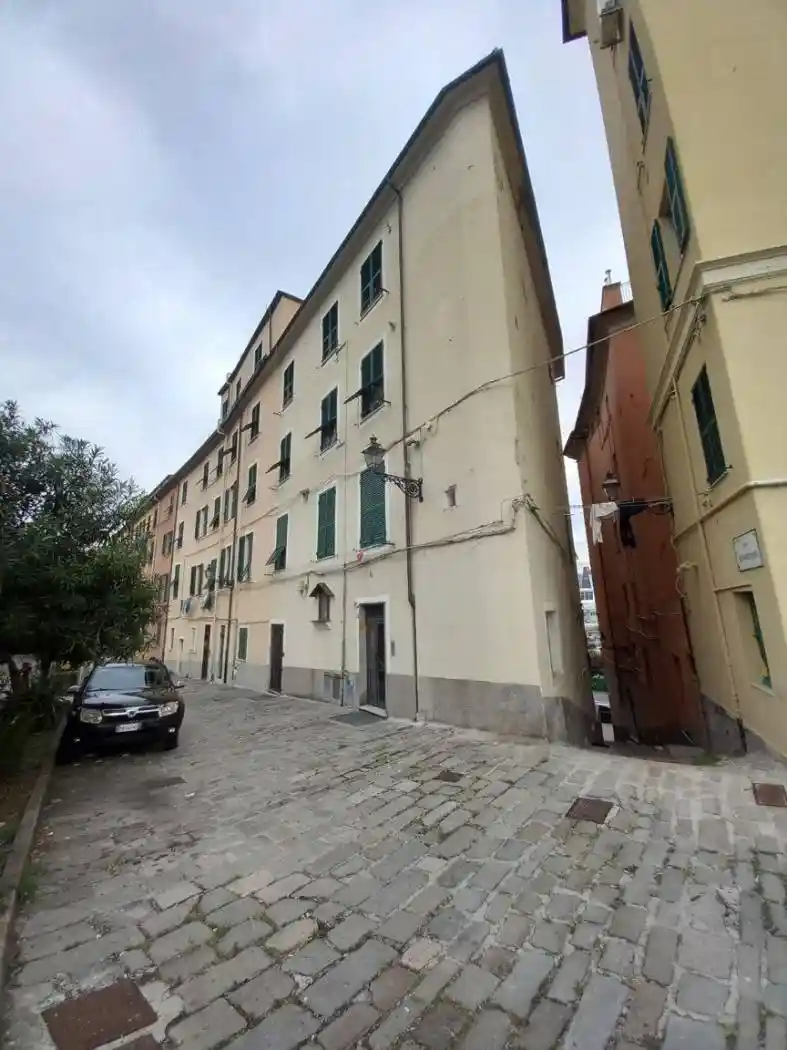 Appartamento in vendita a Genova