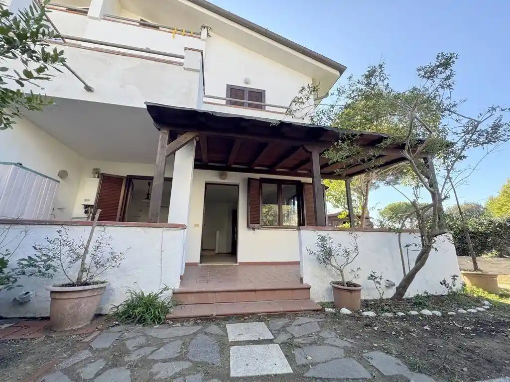 Villa in vendita a Viareggio