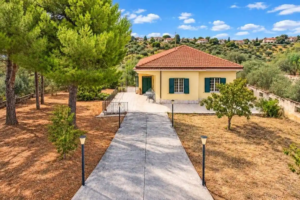 Villa in vendita a Città Sant'Angelo