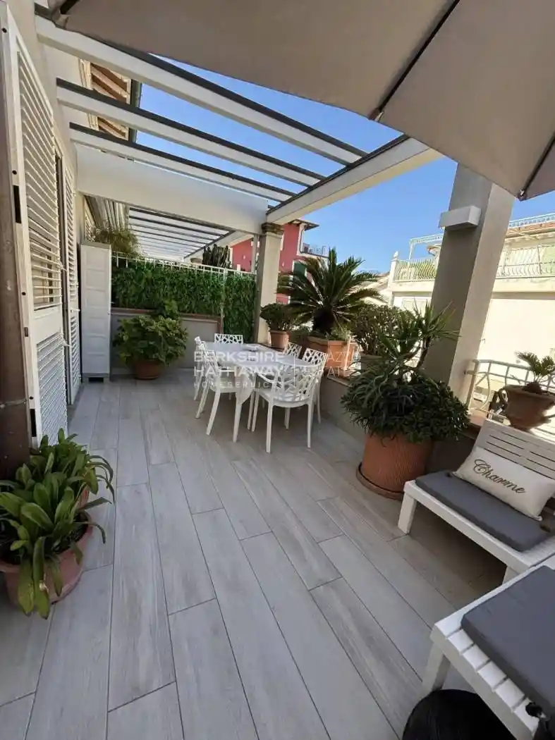 Appartamento in vendita a Pietrasanta