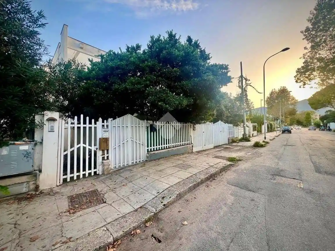 Appartamento in vendita a Palermo