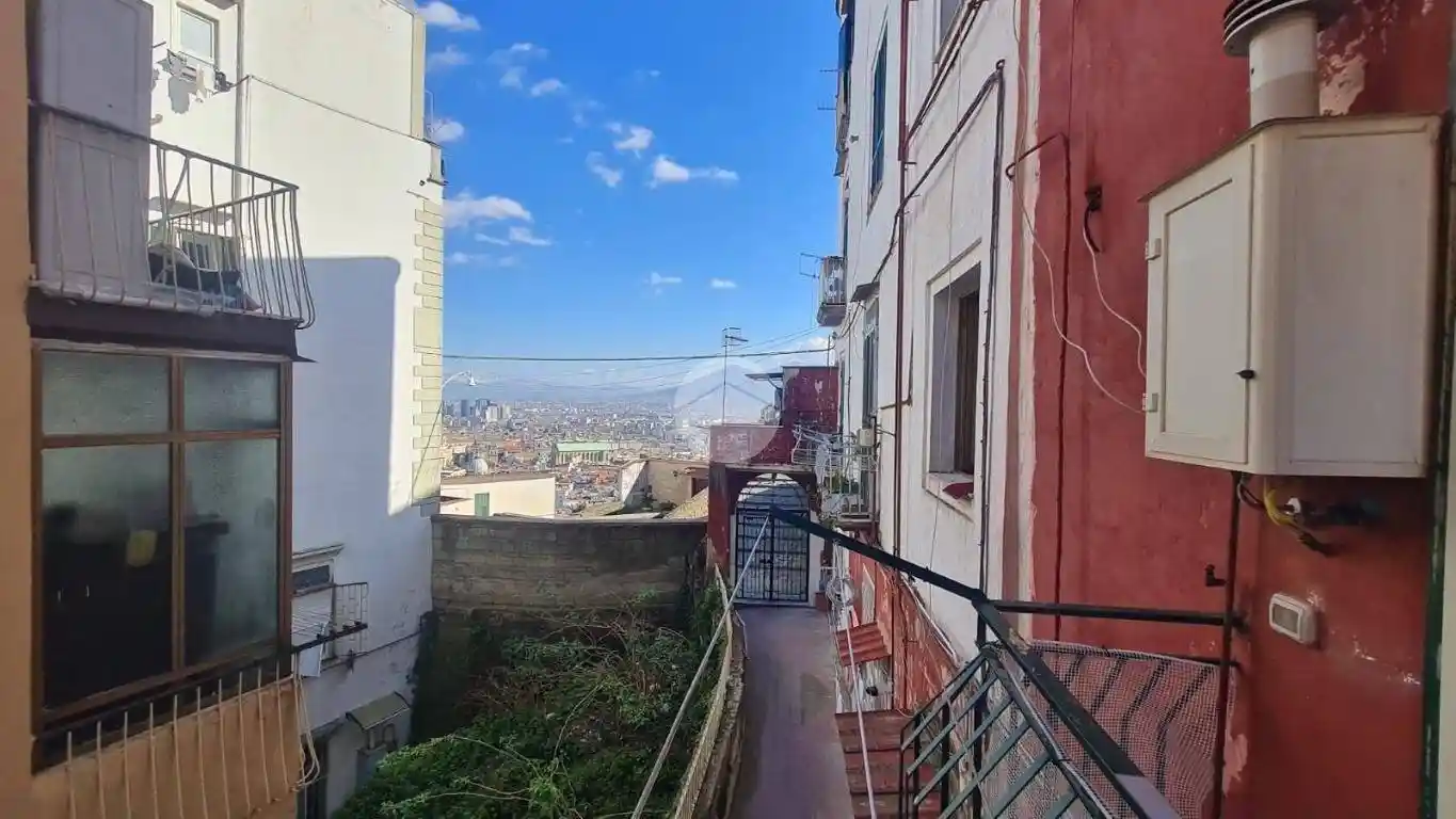 Appartamento in vendita a Napoli