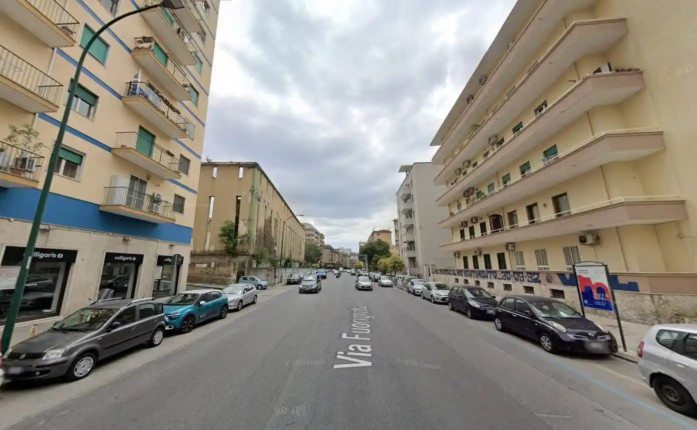 Appartamento in vendita a Napoli