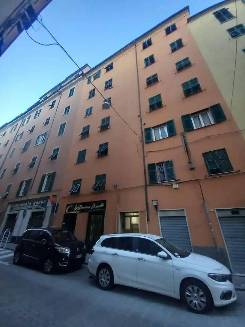 Appartamento in vendita a Genova