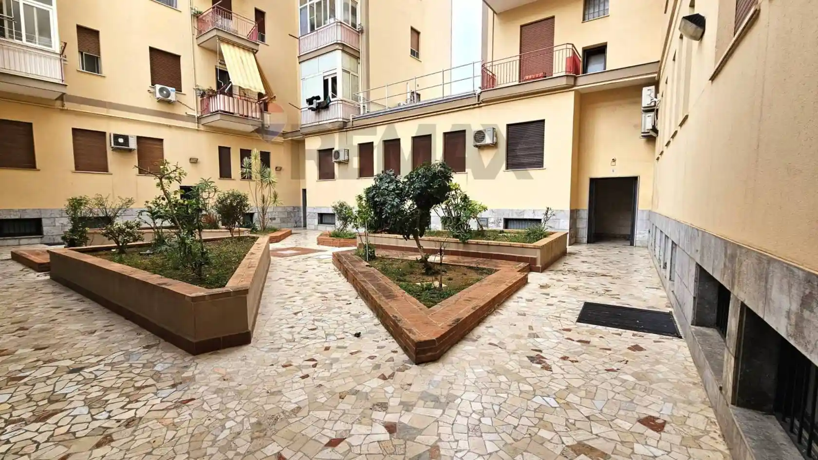 Appartamento in vendita a Palermo