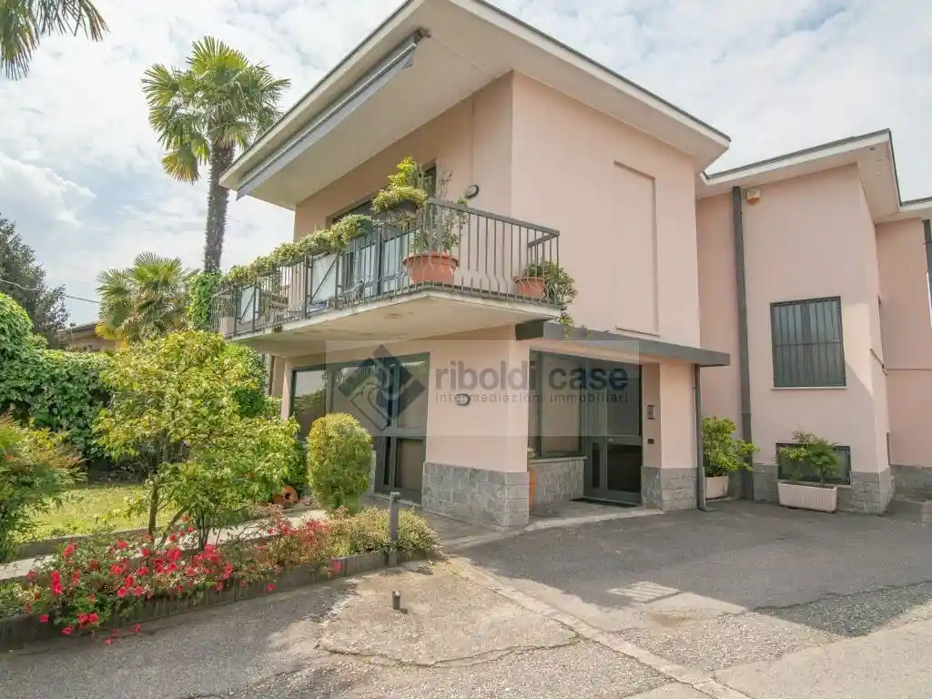 Villa in vendita a Giussano