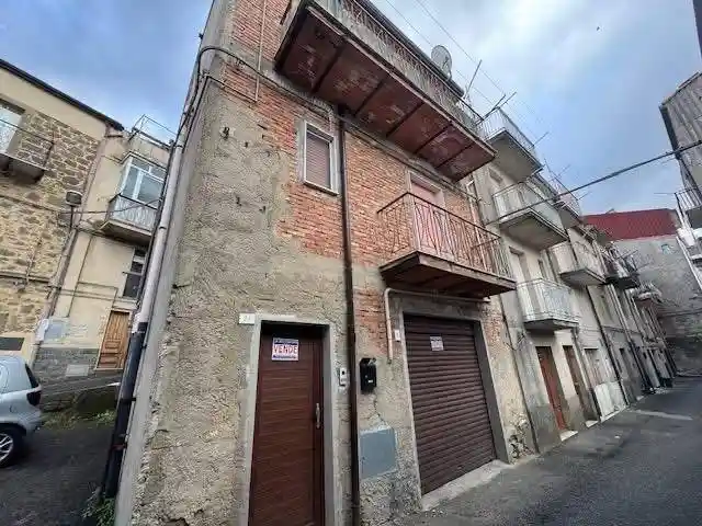 Casa indipendente in vendita a Troina