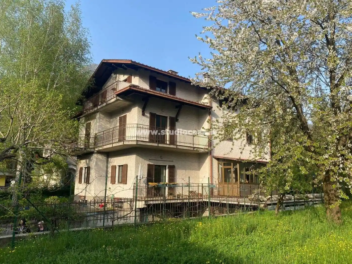 Villa in vendita a Zogno