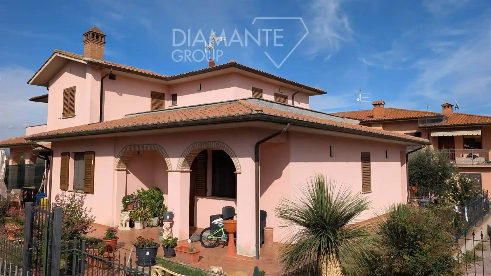 Casa indipendente in vendita a Castiglione del Lago