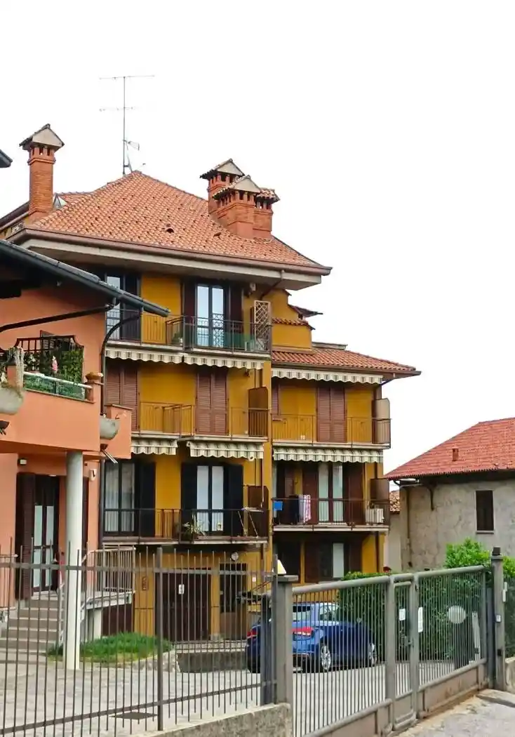 Appartamento in vendita a Erba