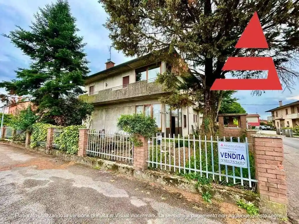 Casa indipendente in vendita a Pozzoleone