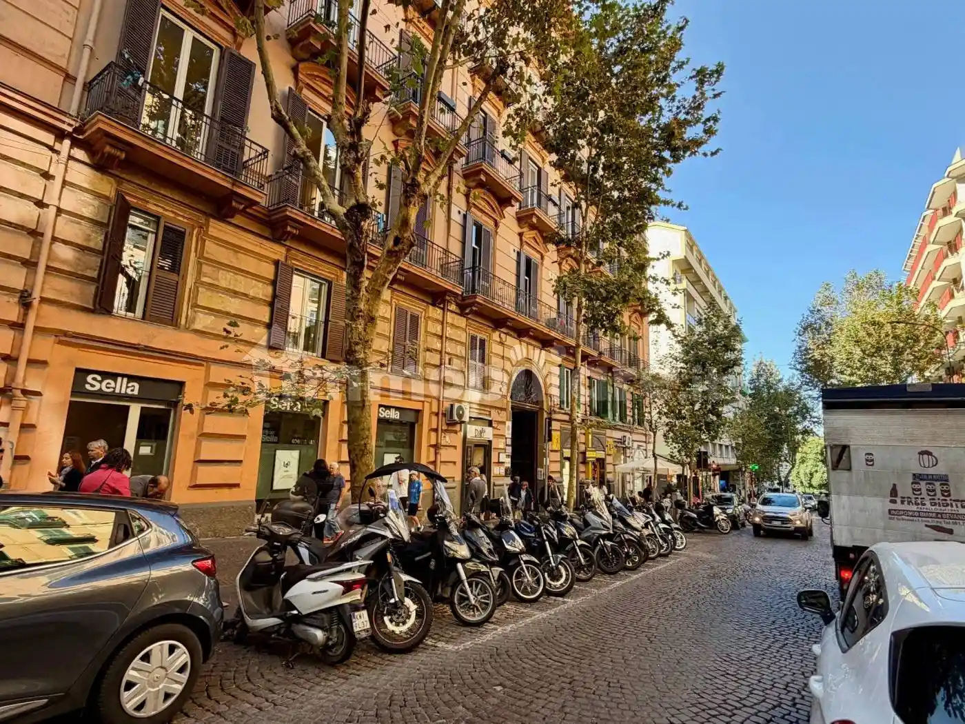Appartamento in affitto a Napoli