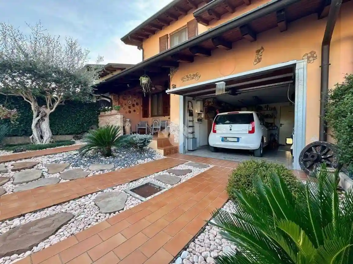 Villetta a schiera - foto 2