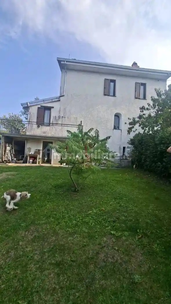 Rustico - Casale in vendita a Varano de' Melegari