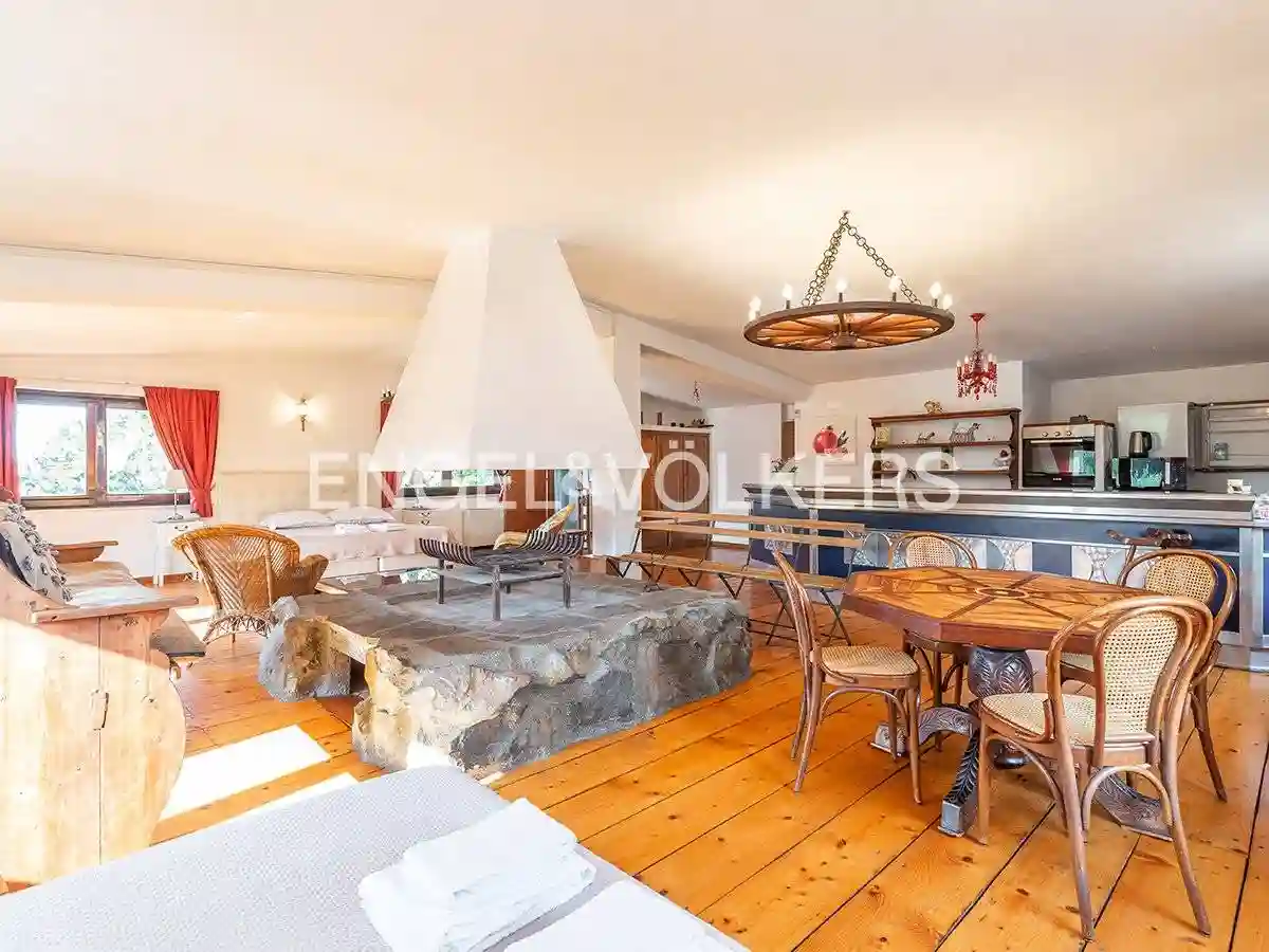 Villa - foto 2