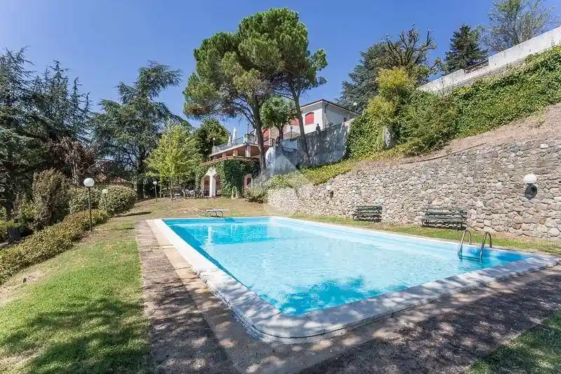 Villa in vendita a Tortona