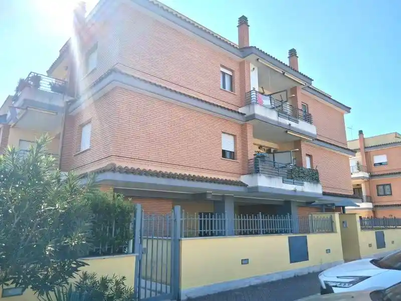 Appartamento in vendita a Aprilia