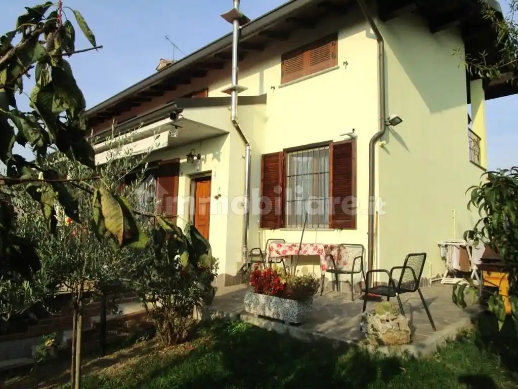 Villa in vendita a Cassolnovo