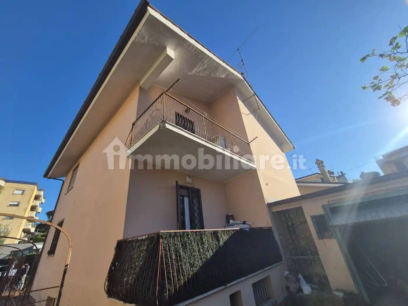 Appartamento in vendita a Grottaferrata