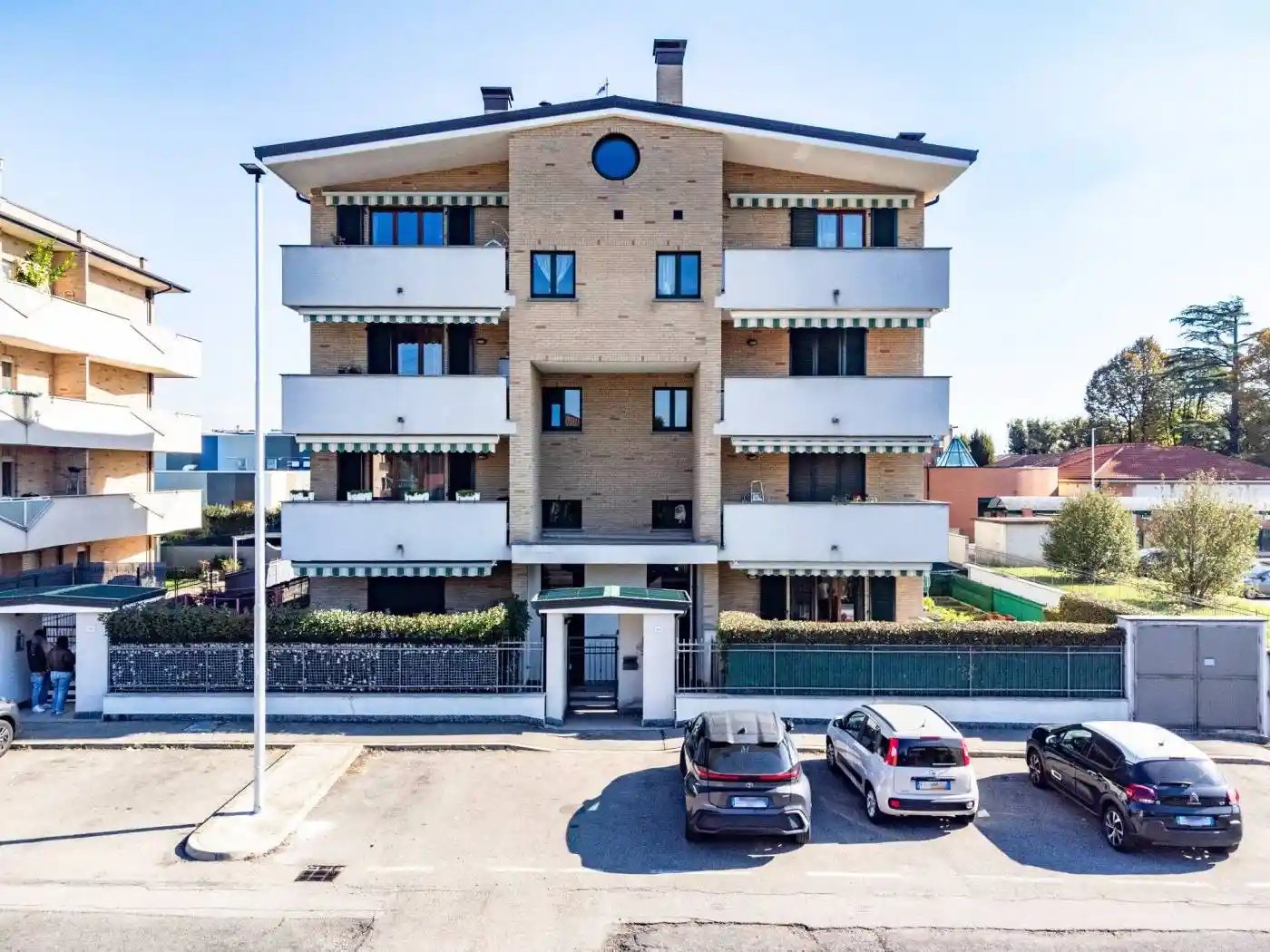 Appartamento in vendita a Caronno Pertusella
