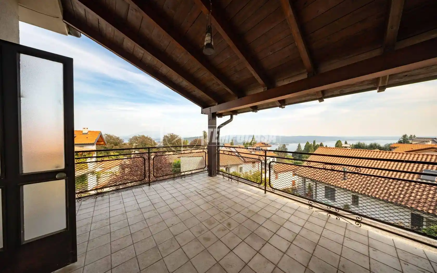 Casa indipendente in vendita a Arona