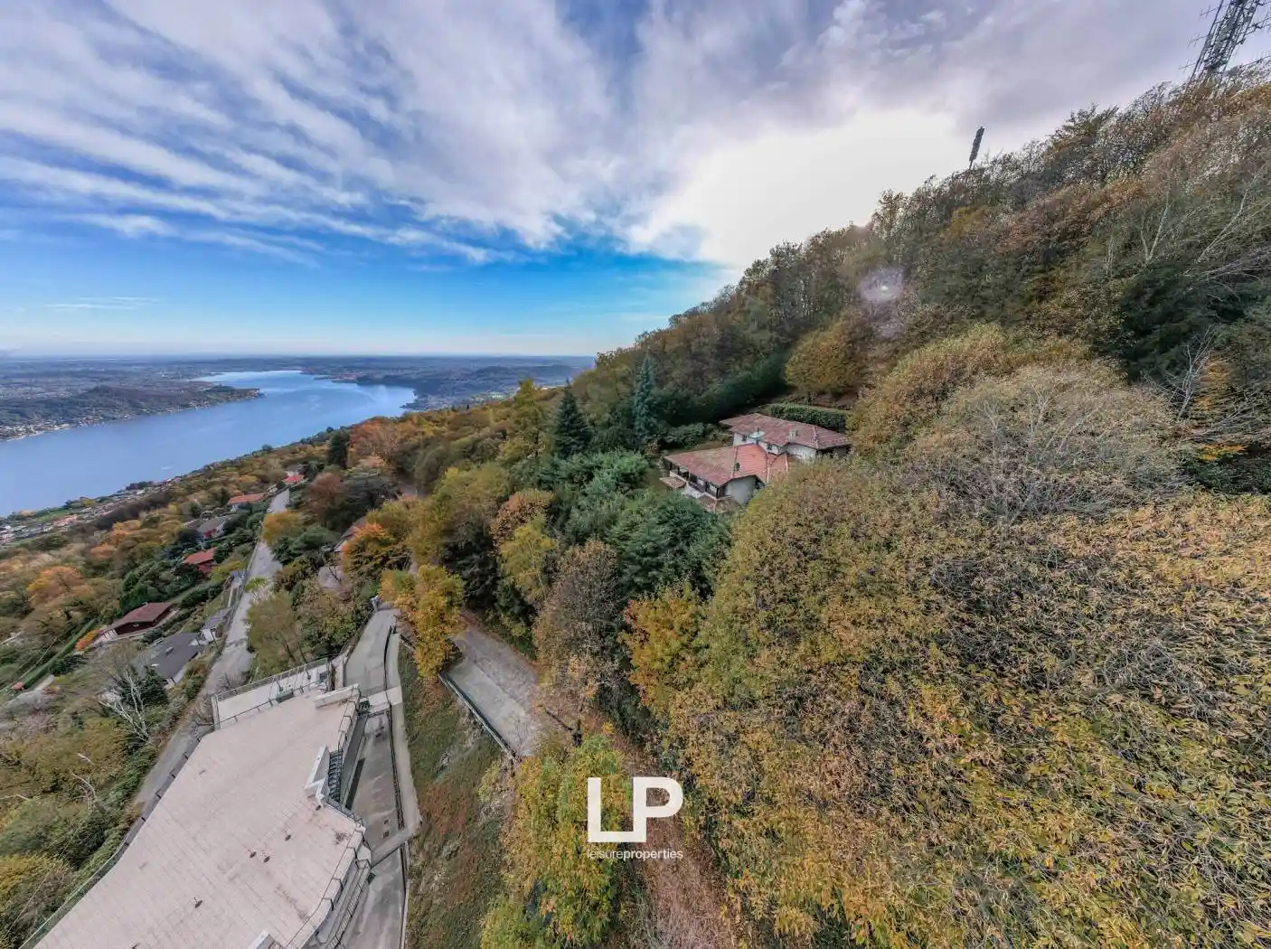 Villa in vendita a Massino Visconti