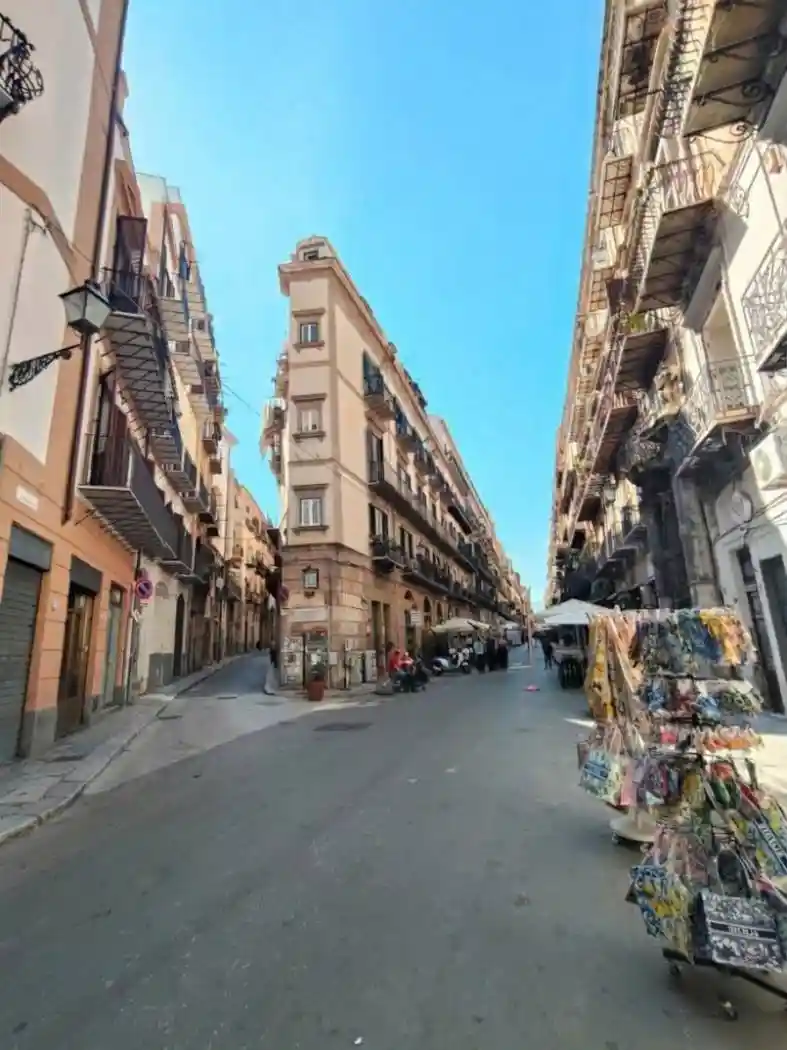 Appartamento in vendita a Palermo