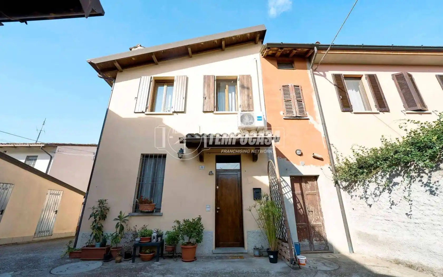 Casa indipendente in vendita a Gadesco-Pieve Delmona
