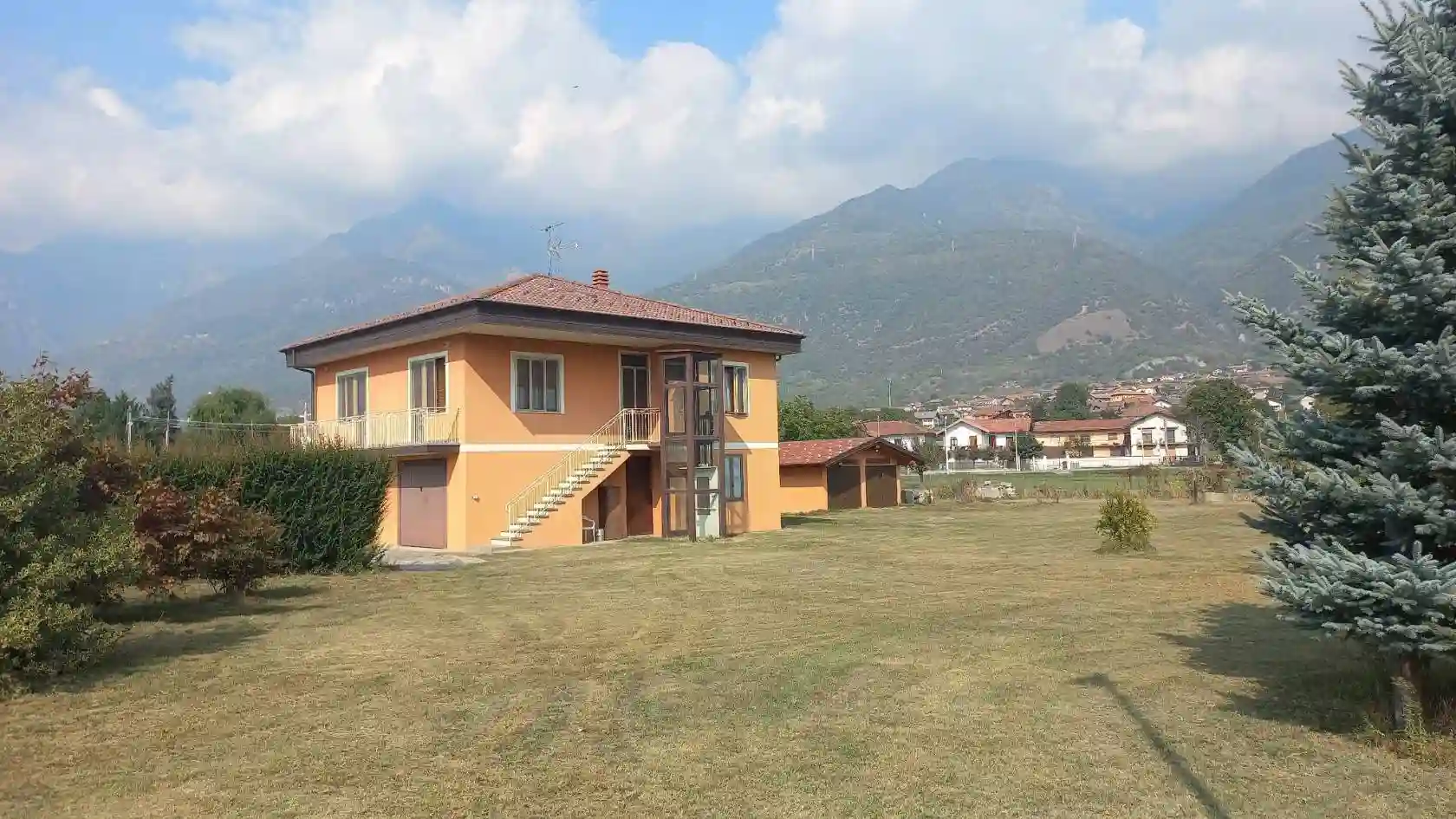 Villa - foto 2