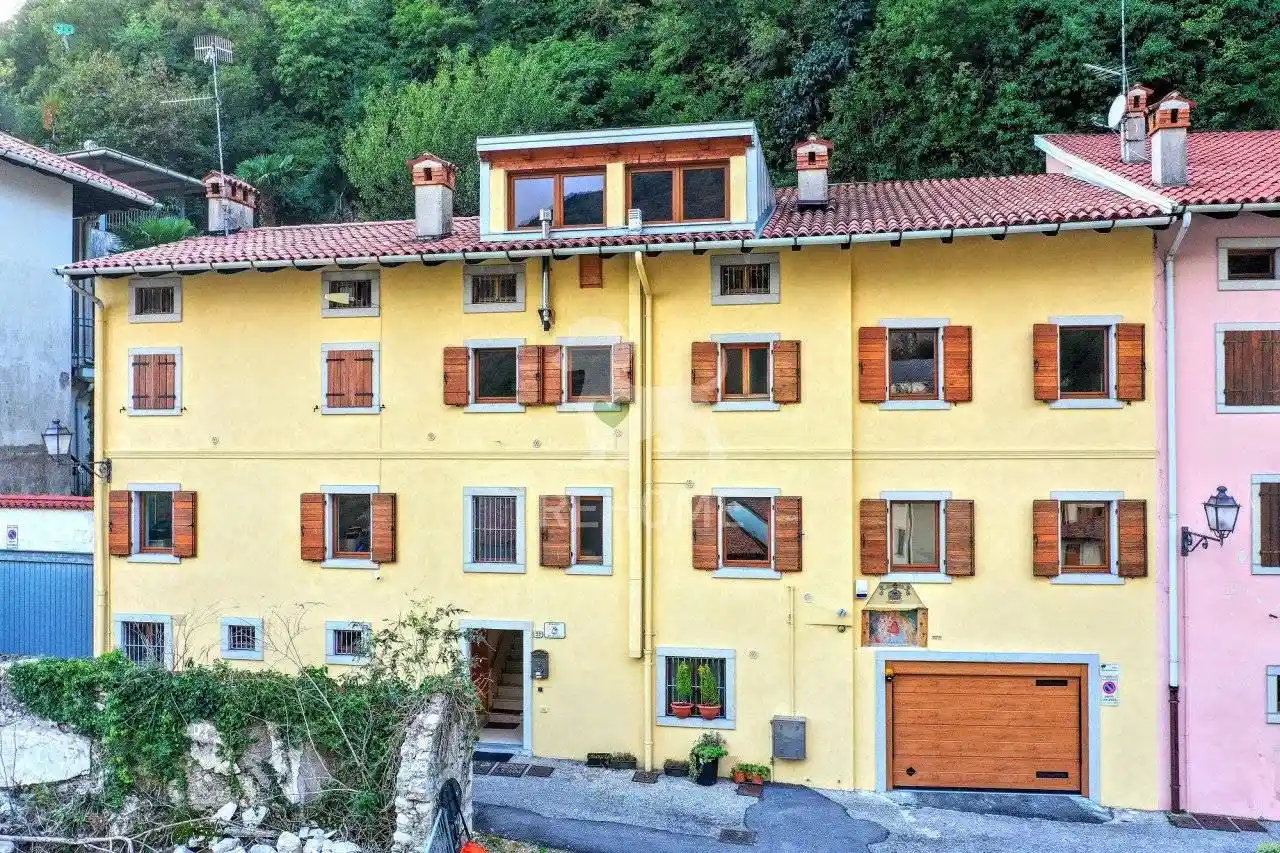 Casa indipendente in vendita a Gemona del Friuli