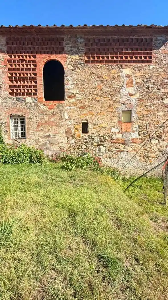Rustico - Casale in vendita a Capannori