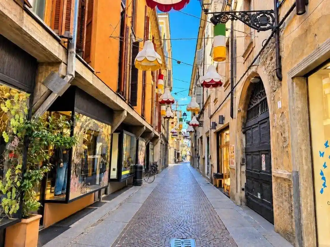 Casa indipendente in vendita a Parma