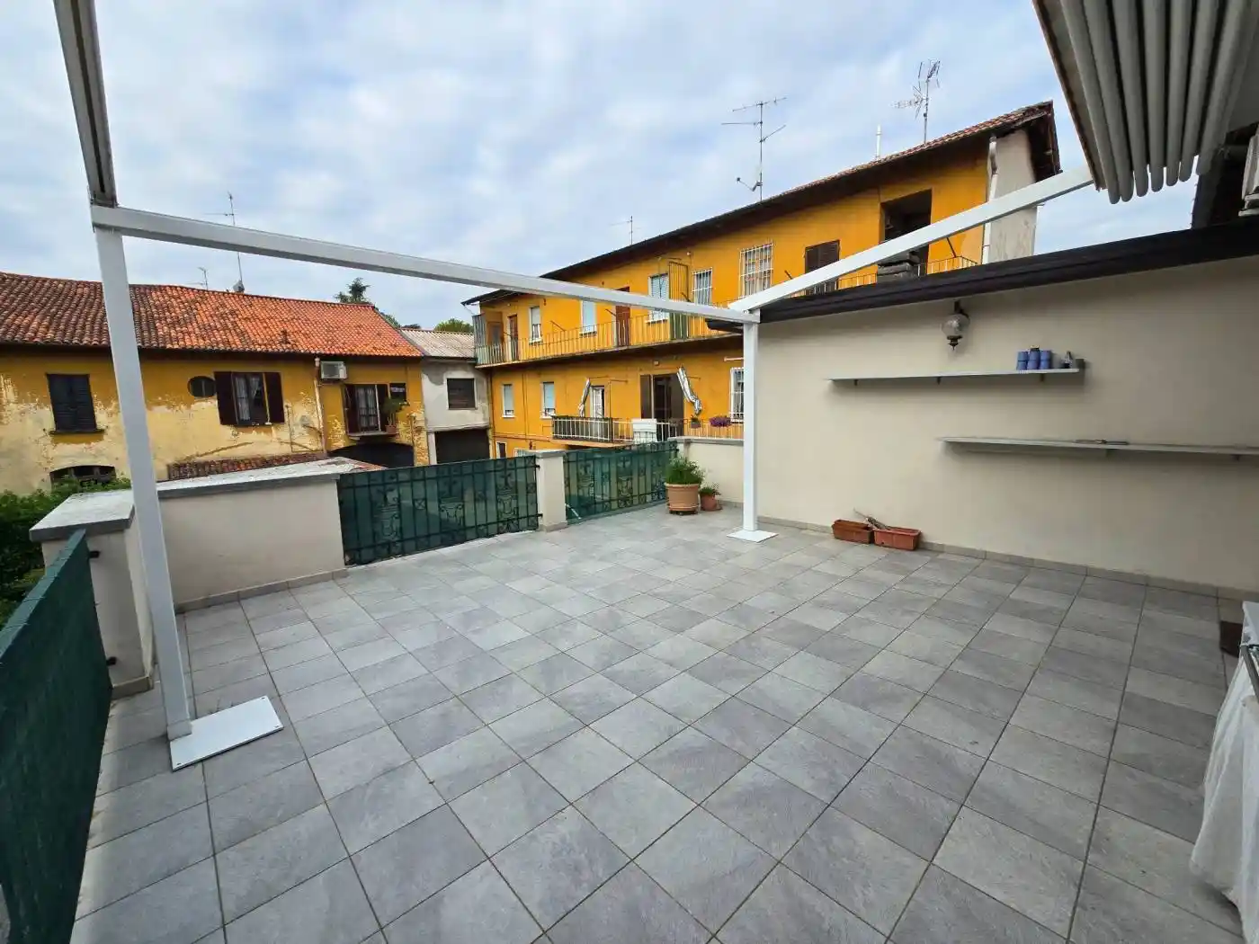 Appartamento in vendita a Albiate