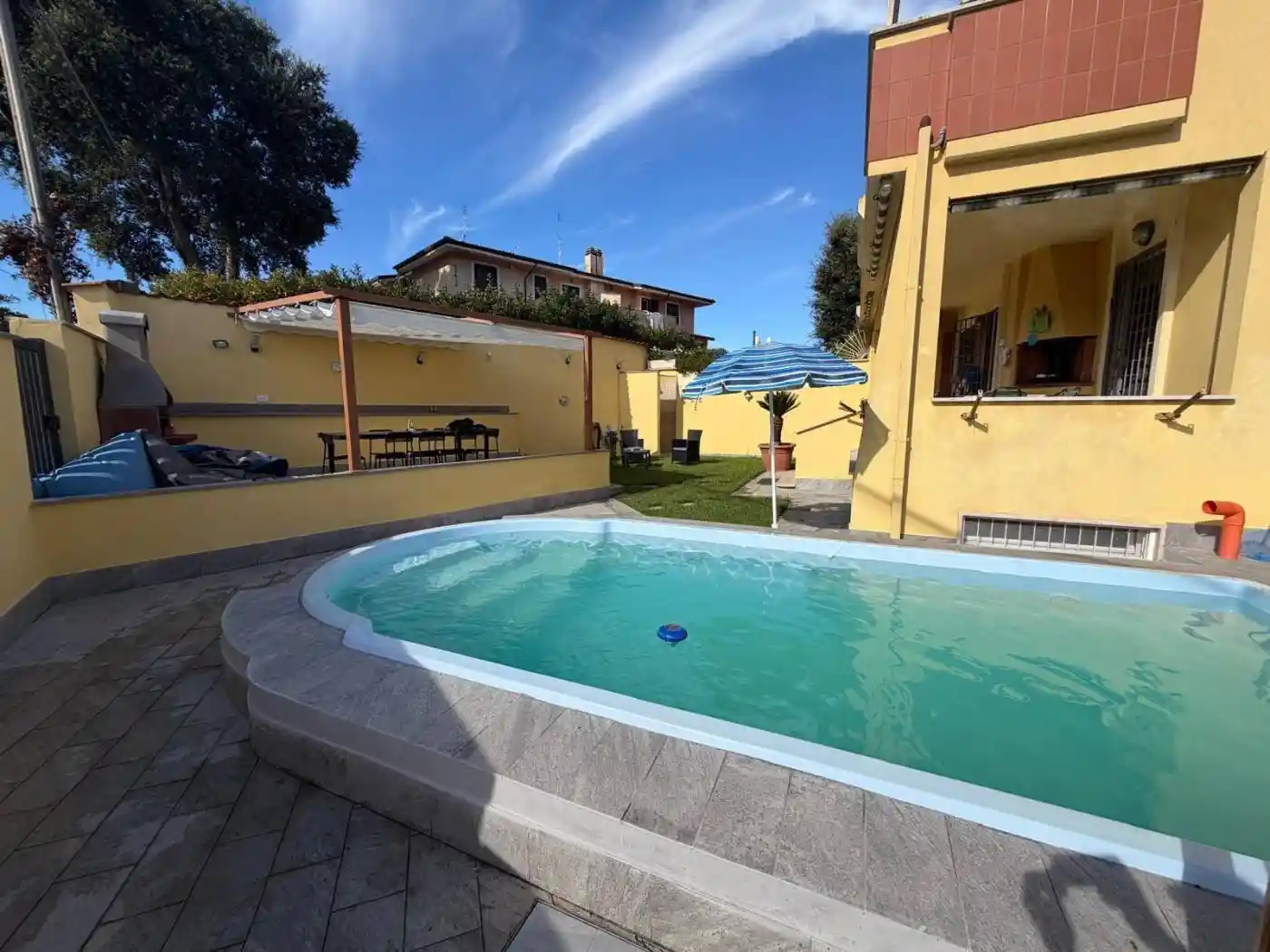 Villa in vendita a Anzio