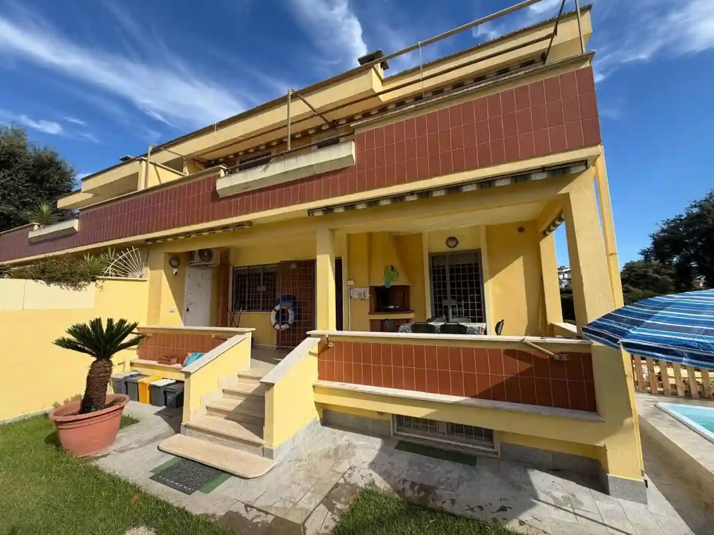 Villa - foto 2