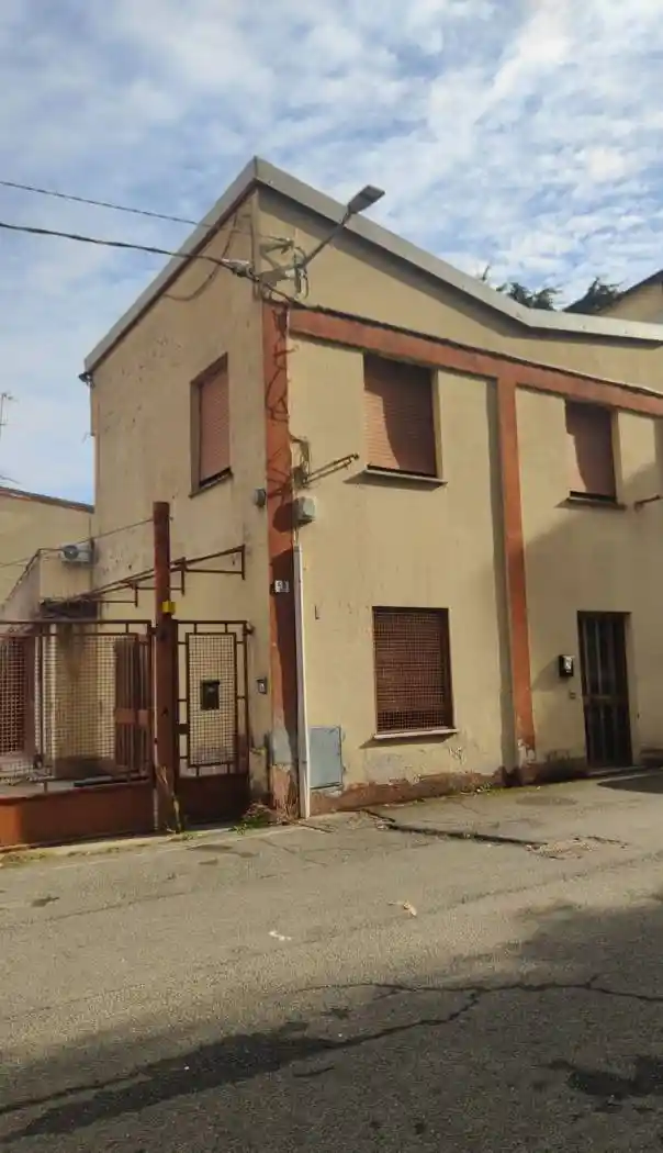 Casa indipendente in vendita a Alessandria