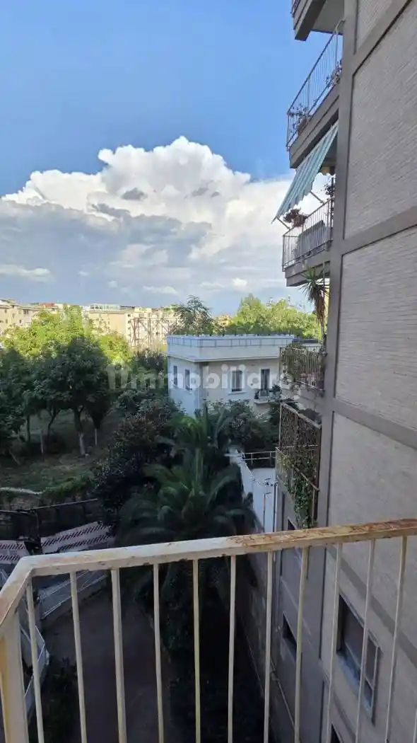 Appartamento in vendita a Napoli