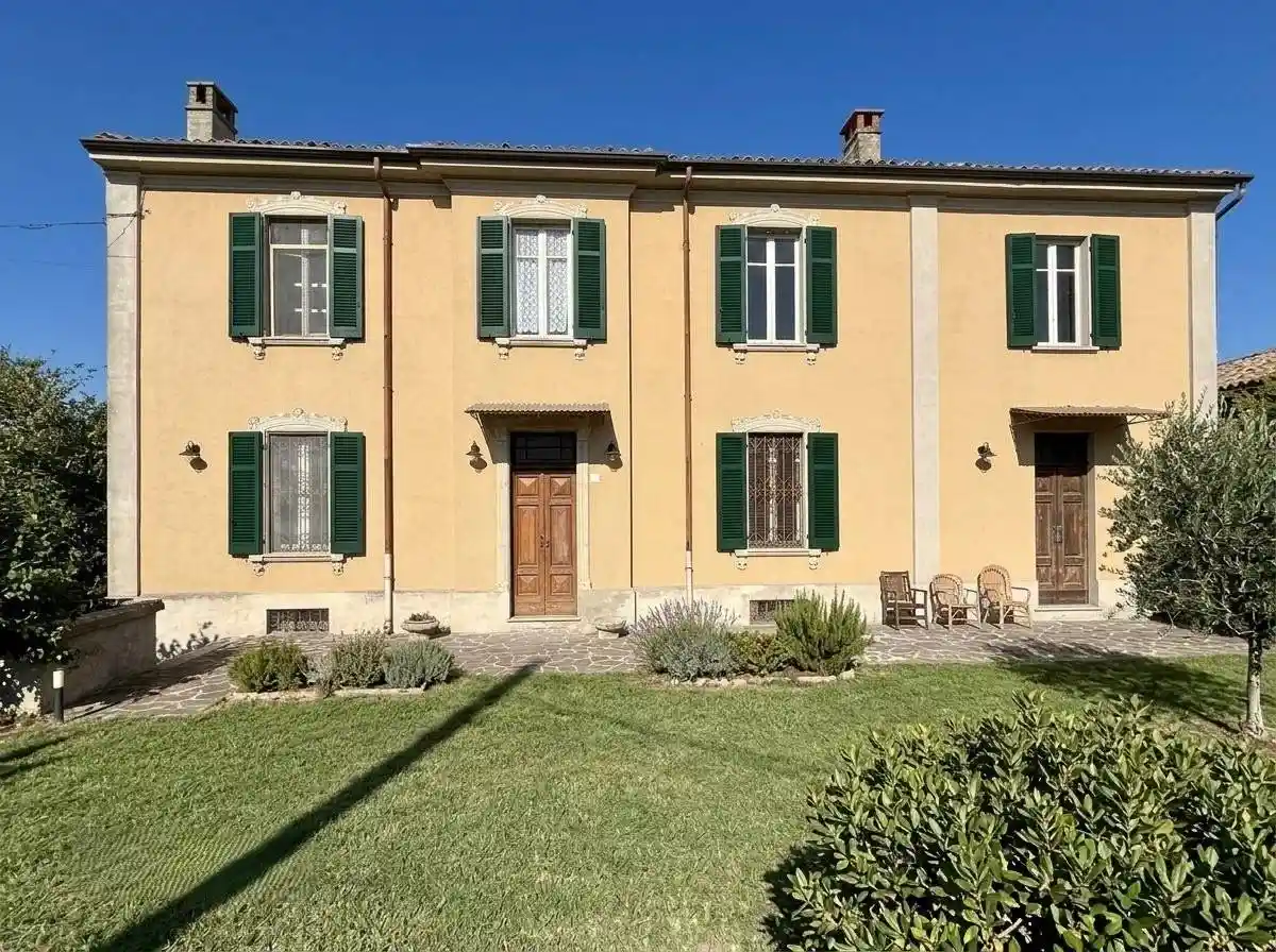 Villa in vendita a Voghera