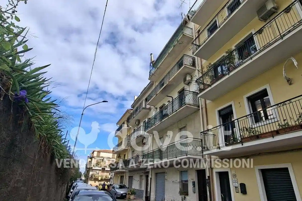 Appartamento in vendita a Letojanni