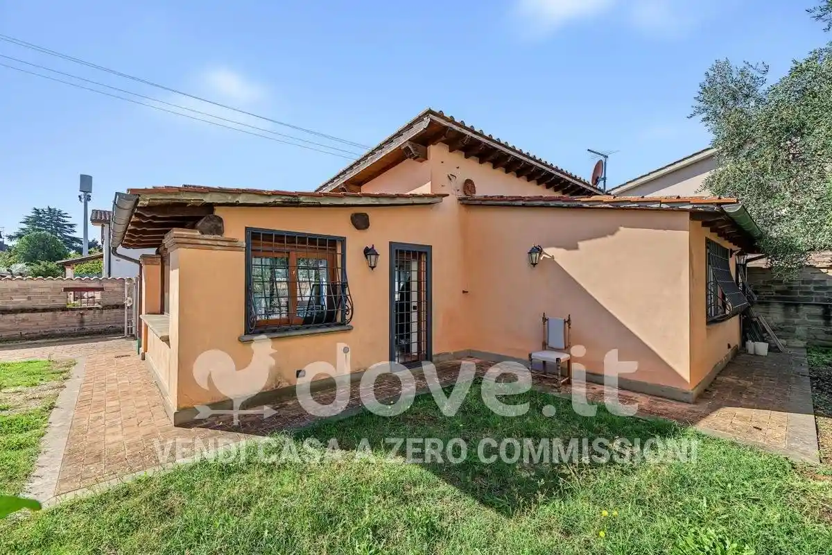 Villa in vendita a Anguillara Sabazia