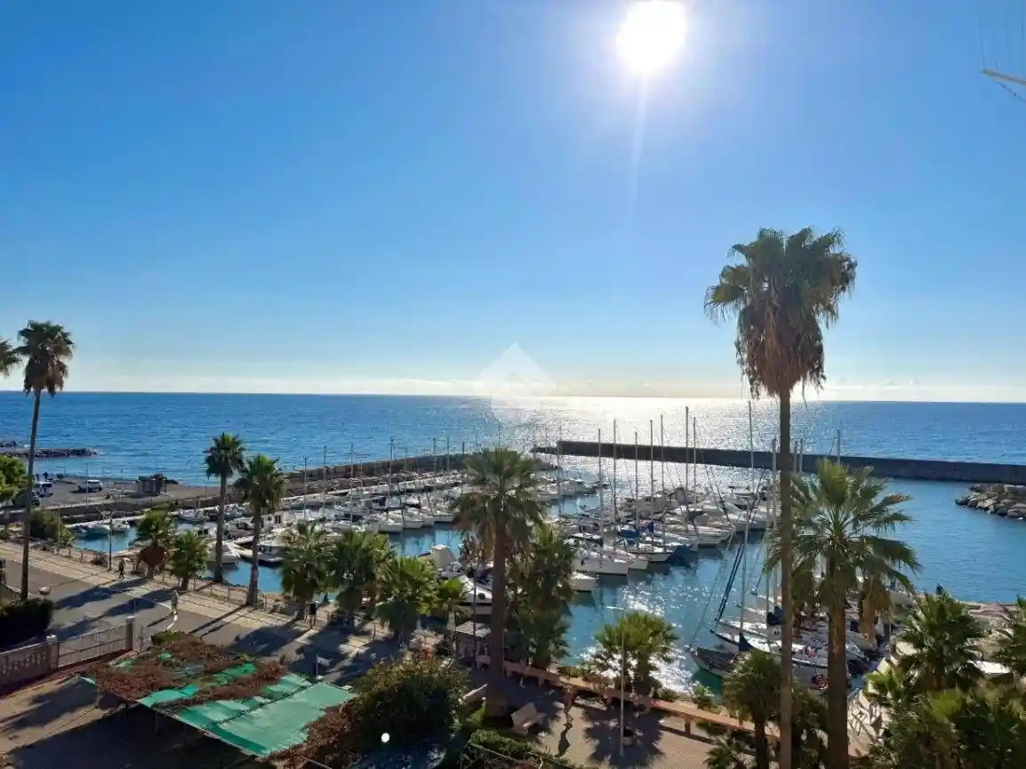 Appartamento in vendita a San Bartolomeo al Mare