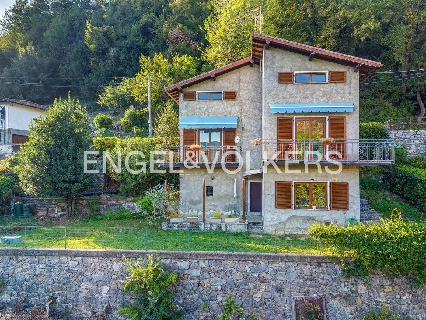 Casa indipendente in vendita a Valsolda