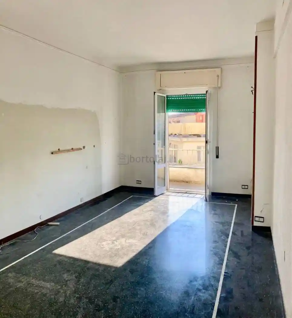 Appartamento in vendita a Genova