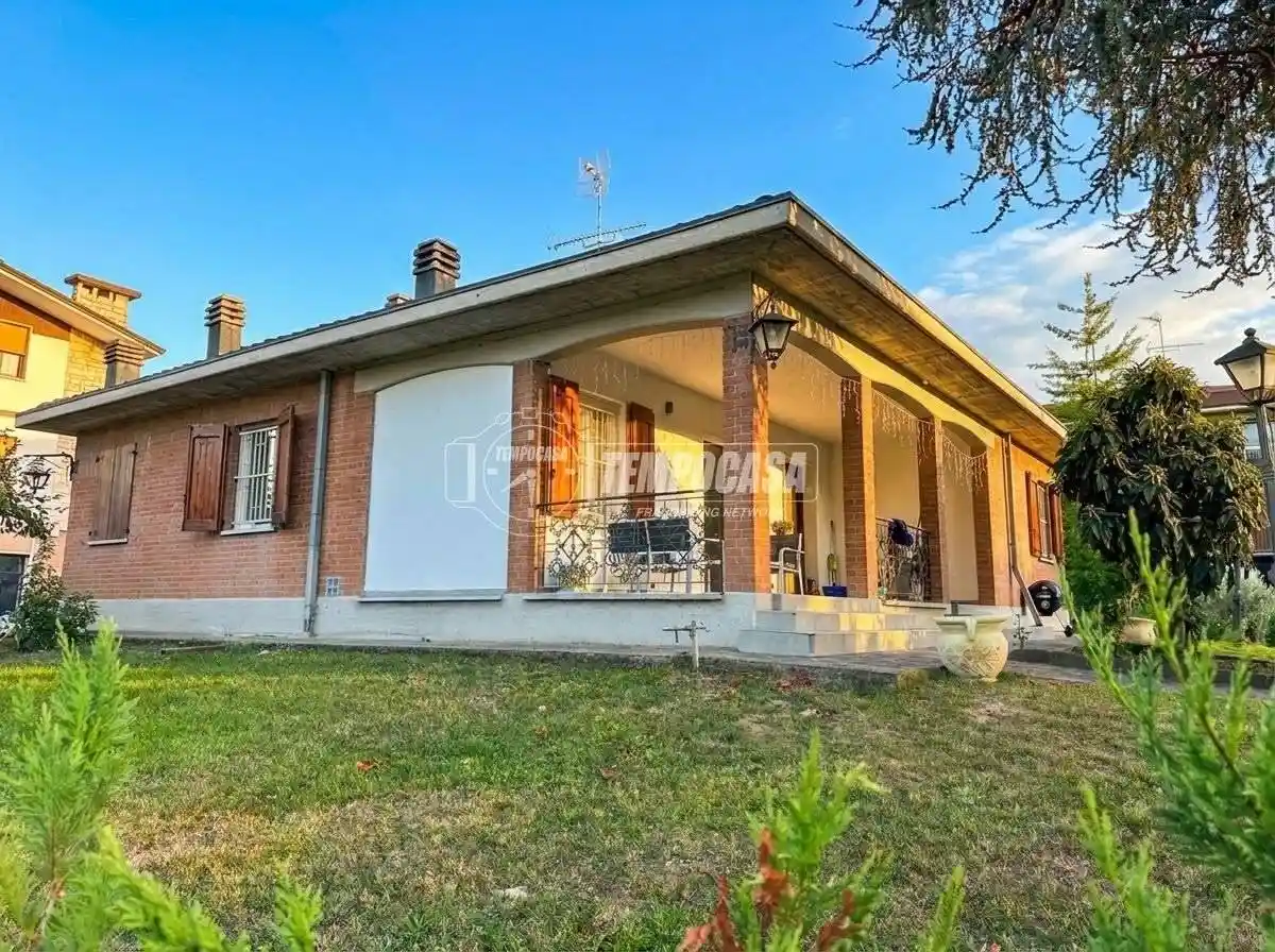 Villa in vendita a Marano sul Panaro