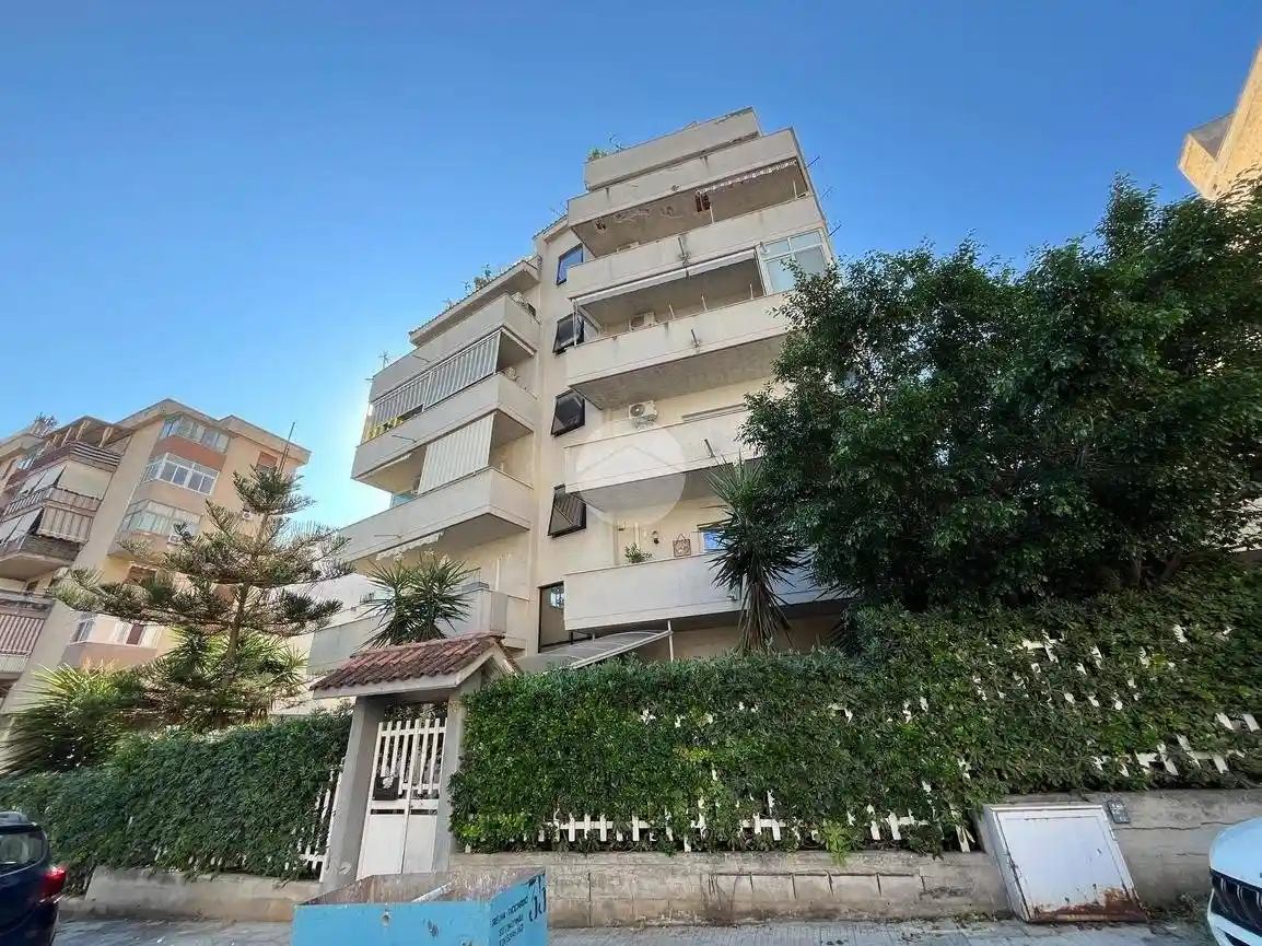 Appartamento in affitto a Palermo