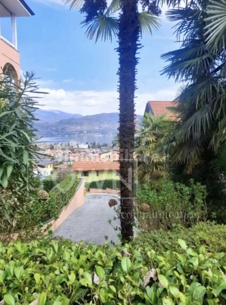 Appartamento in vendita a Baveno