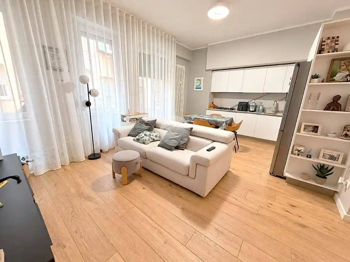 Appartamento in vendita a Genova