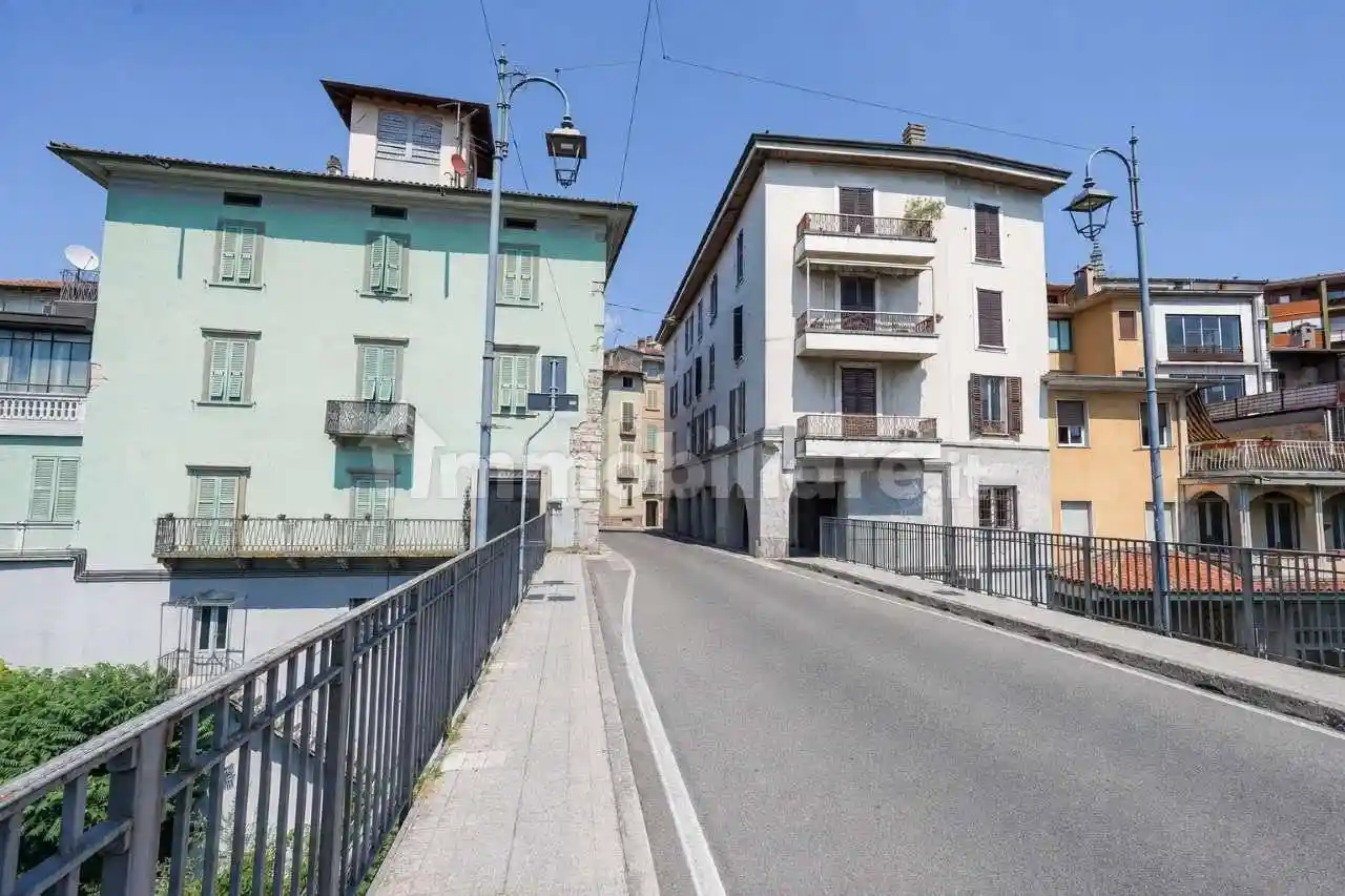 Loft in vendita a Ponte San Pietro